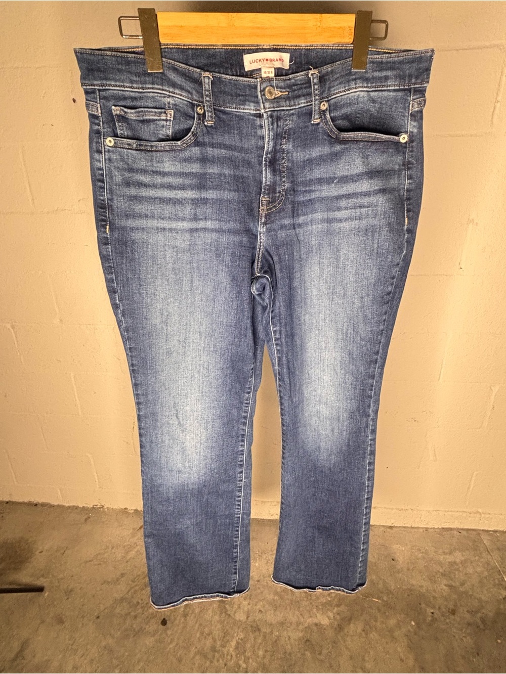 Lucky Brand Sweet N Low Women's (US) 14/32R Bootcut Flare Blue Jeans Denim